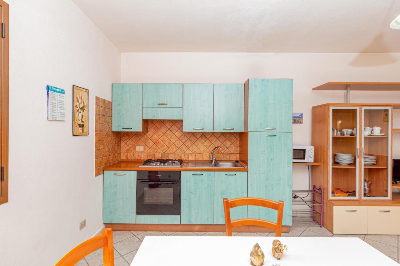 Appartamento Residenziale Trilocale 6 Posti Letto Via Sardegna San Teodoro Сан-Теодоро Экстерьер фото