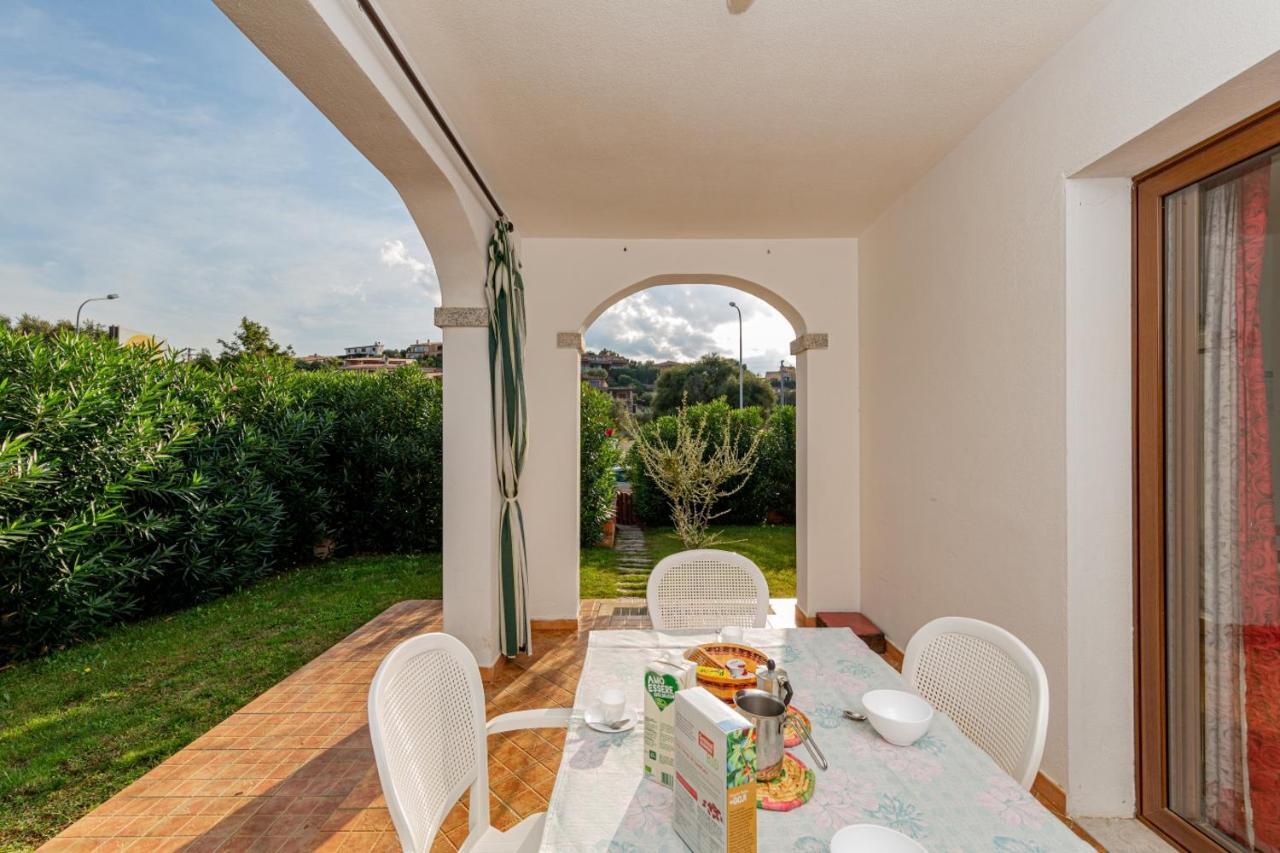 Appartamento Residenziale Trilocale 6 Posti Letto Via Sardegna San Teodoro Сан-Теодоро Экстерьер фото