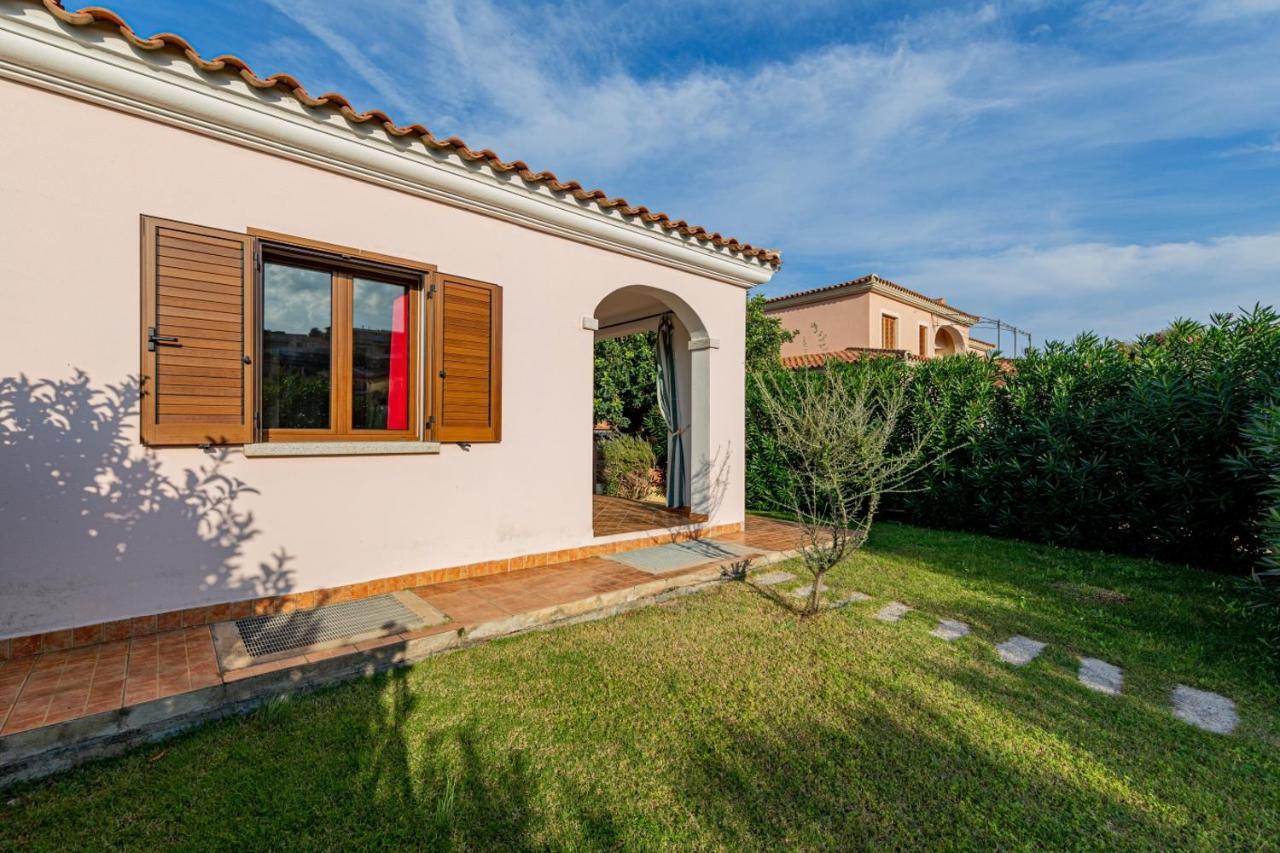 Appartamento Residenziale Trilocale 6 Posti Letto Via Sardegna San Teodoro Сан-Теодоро Экстерьер фото