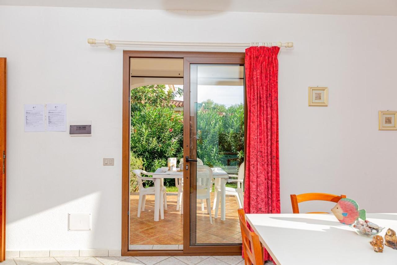 Appartamento Residenziale Trilocale 6 Posti Letto Via Sardegna San Teodoro Сан-Теодоро Экстерьер фото