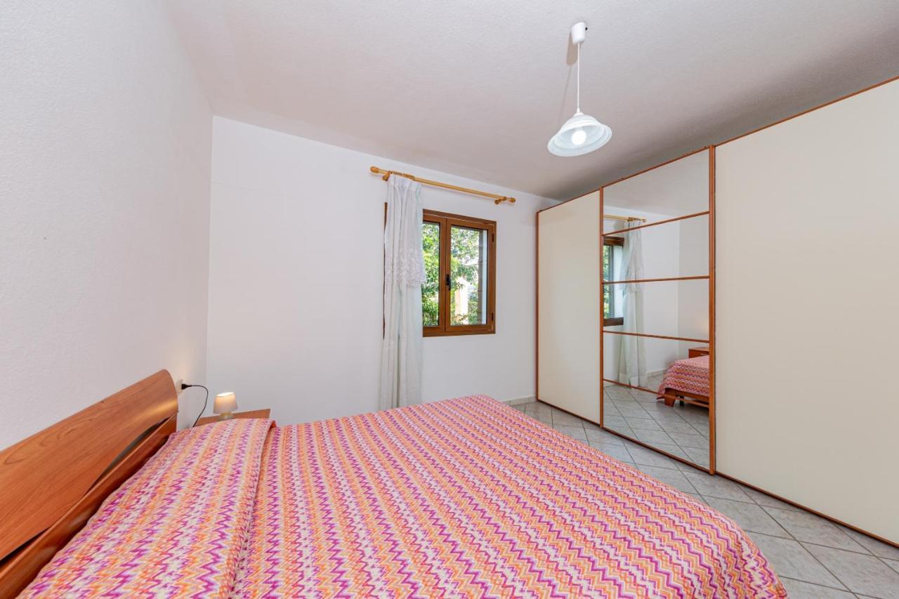 Appartamento Residenziale Trilocale 6 Posti Letto Via Sardegna San Teodoro Сан-Теодоро Экстерьер фото